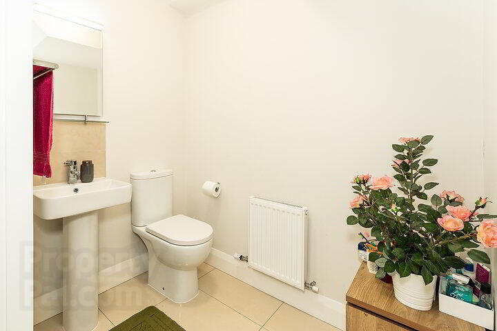 5 Listoke Avenue 10 of 19