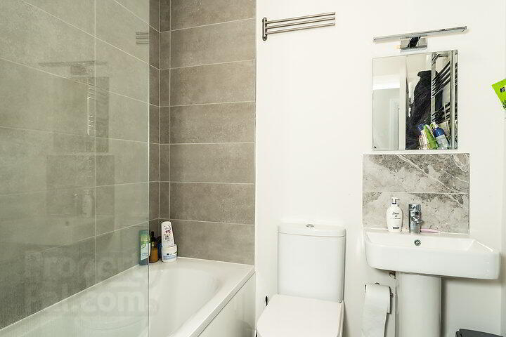 5 Listoke Avenue 17 of 19