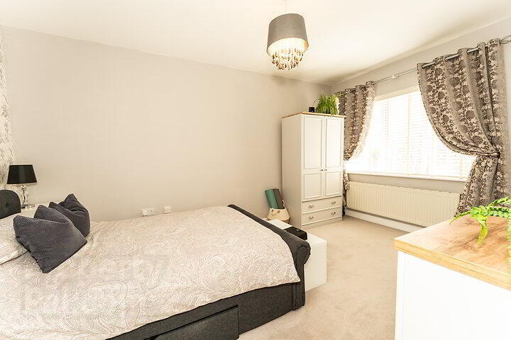 3 Rivervale Grove 9 of 20