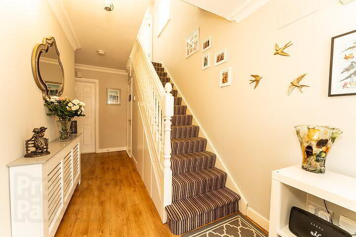 3 Rivervale Grove 8 of 20