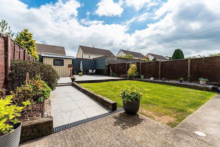 3 Rivervale Grove 13 of 20