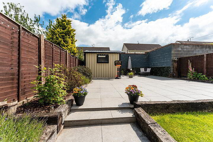 3 Rivervale Grove 12 of 20