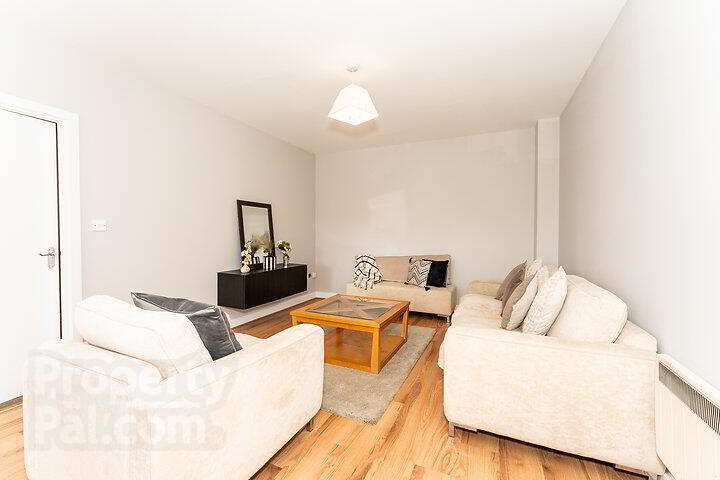 5 Landy's Court 5 of 18