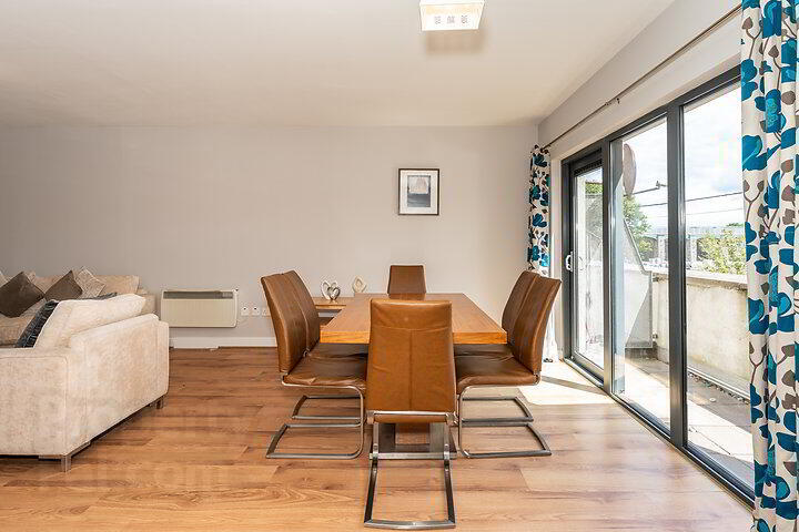 5 Landy's Court 6 of 18