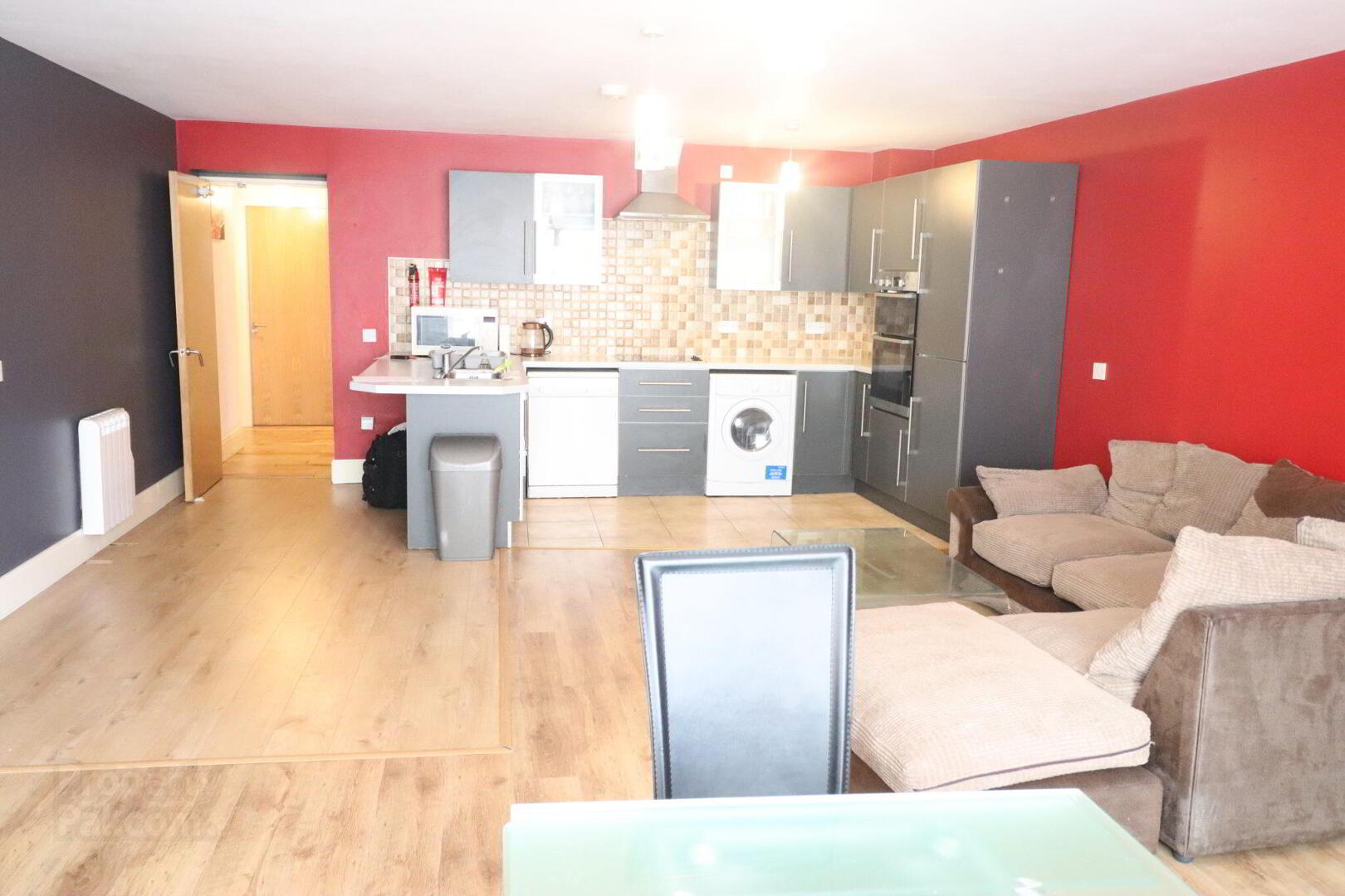 111 Riverdell 14 of 17