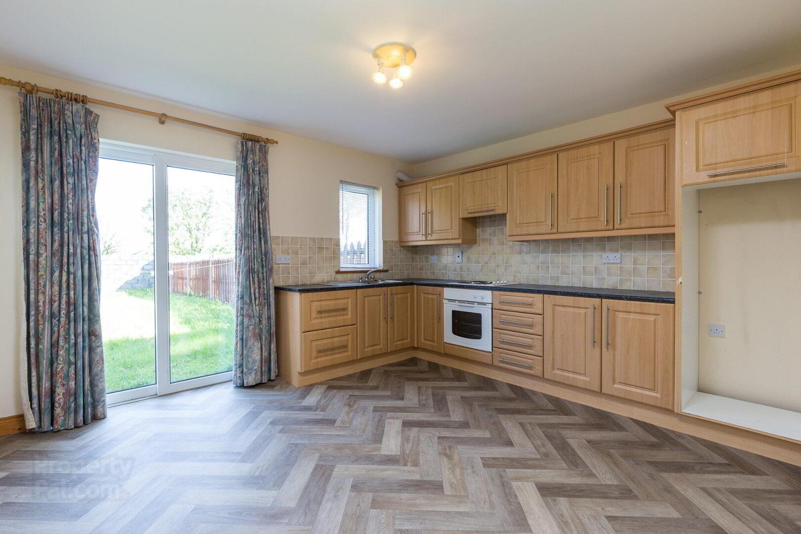 15 Quinagh Green 7 of 24