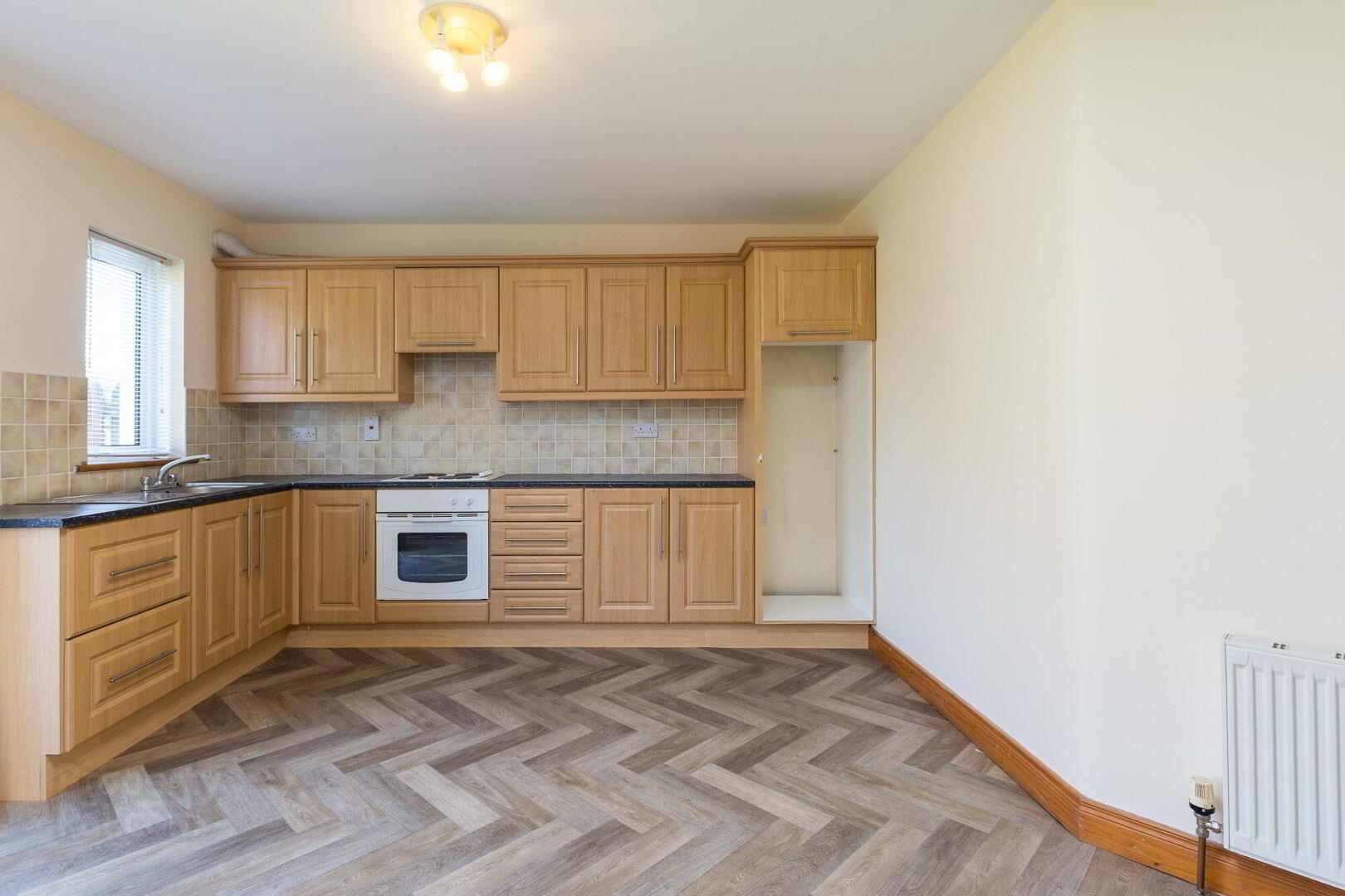 15 Quinagh Green 8 of 24