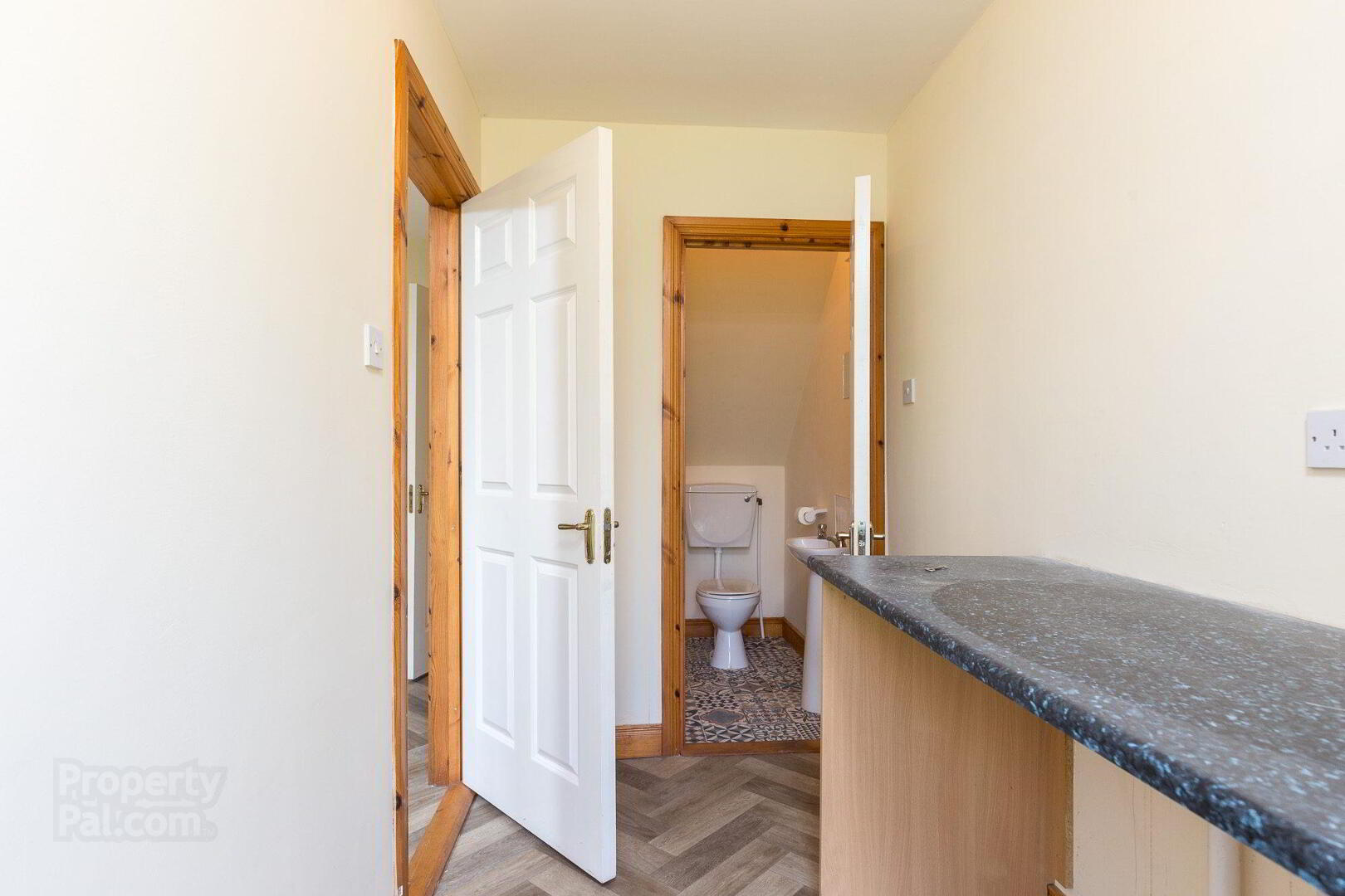 15 Quinagh Green 12 of 24