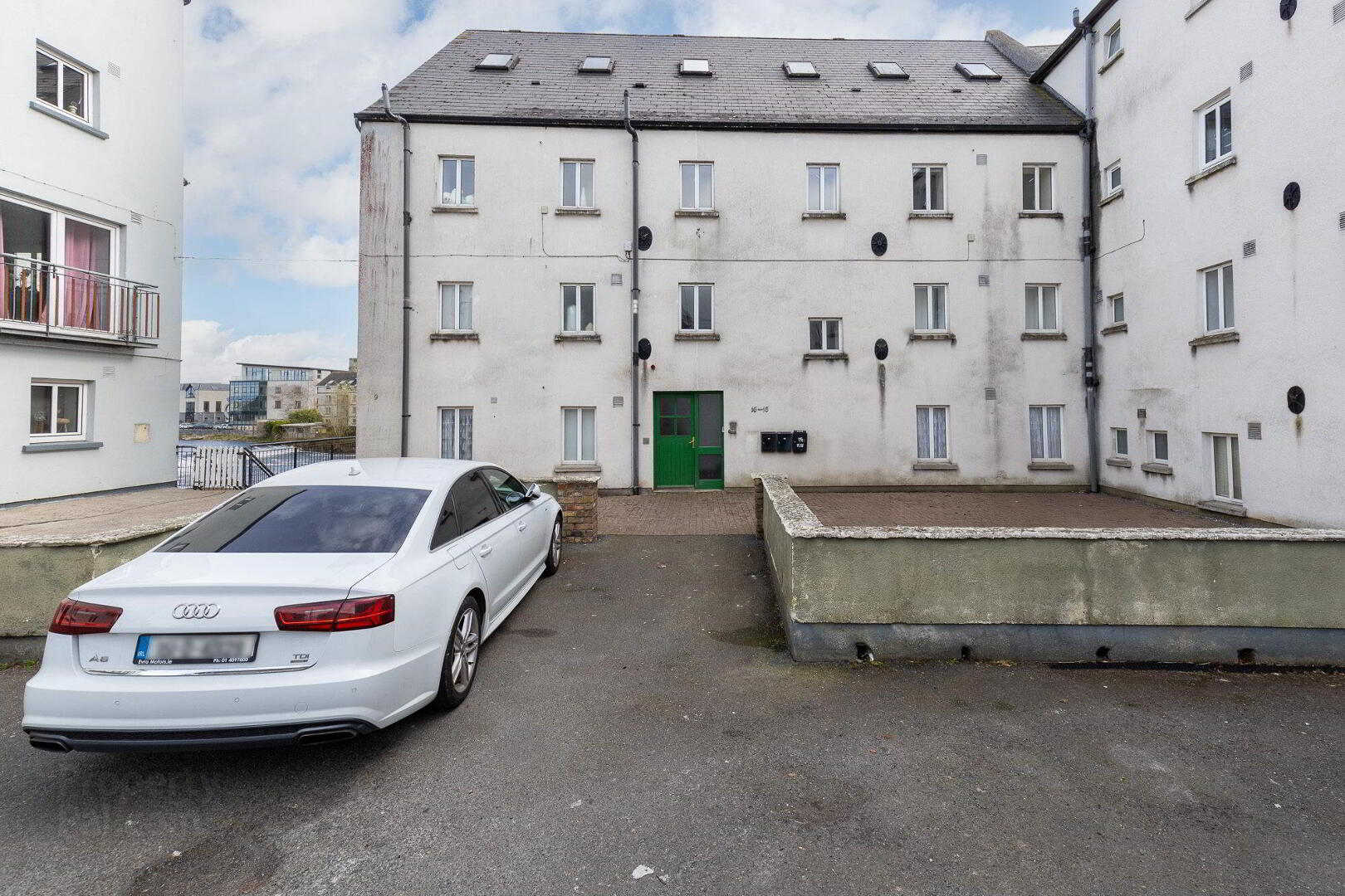 property description image