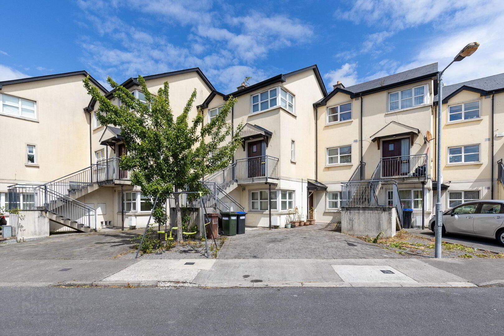 17 Clayton Court 4 of 18
