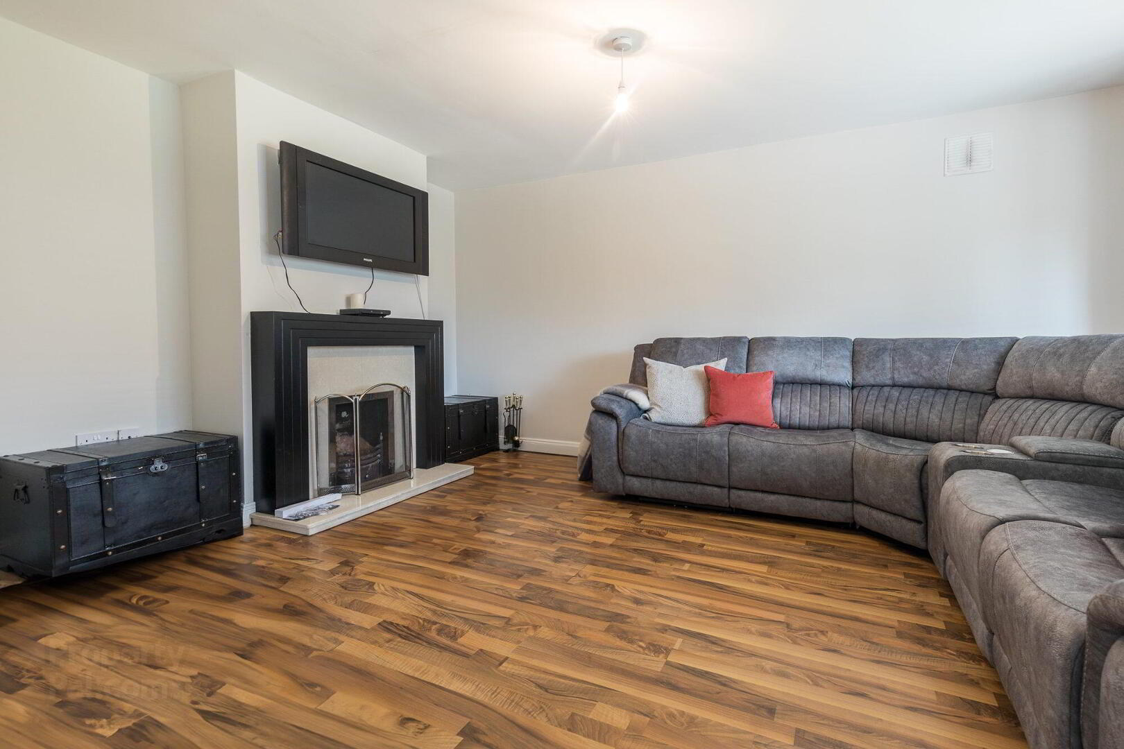 19 Springhill Court 5 of 26