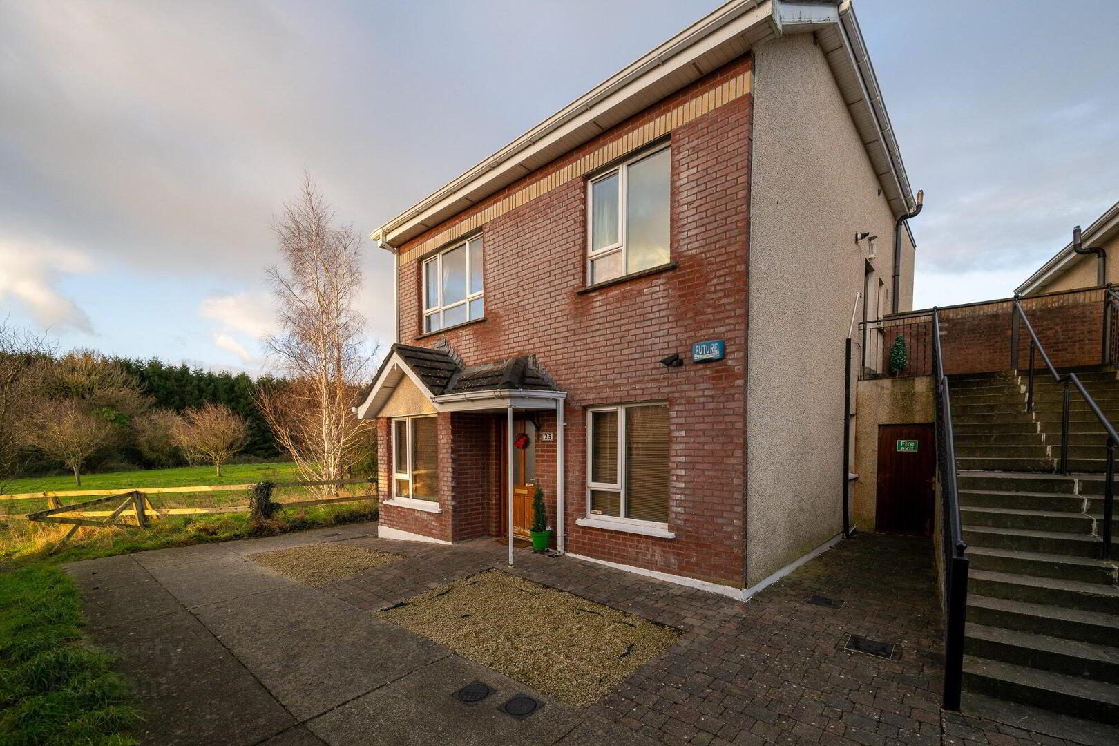 property description image