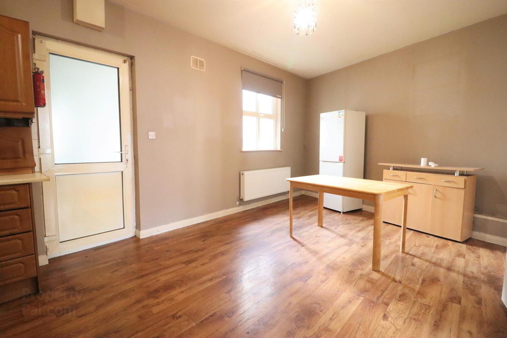 4 Chaff Street 6 of 17
