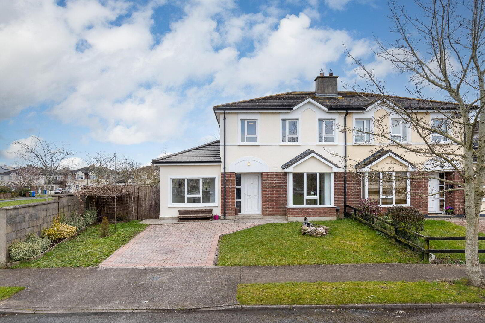 67 Ashfield 1 of 26