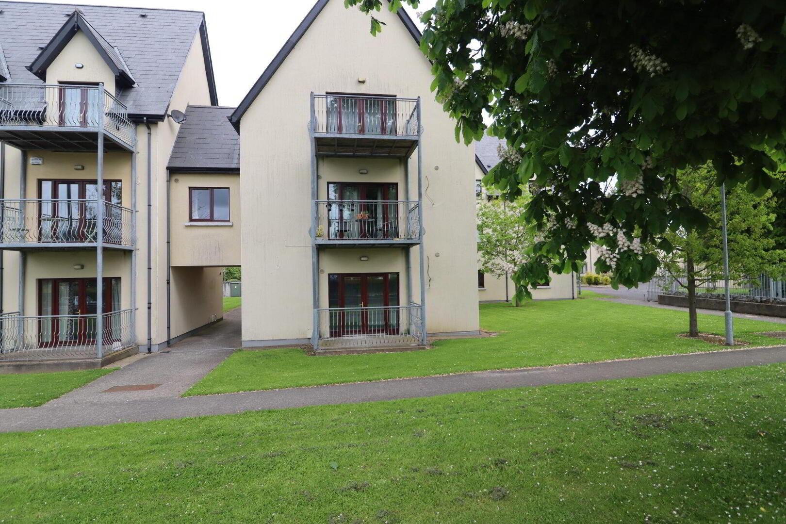 property description image