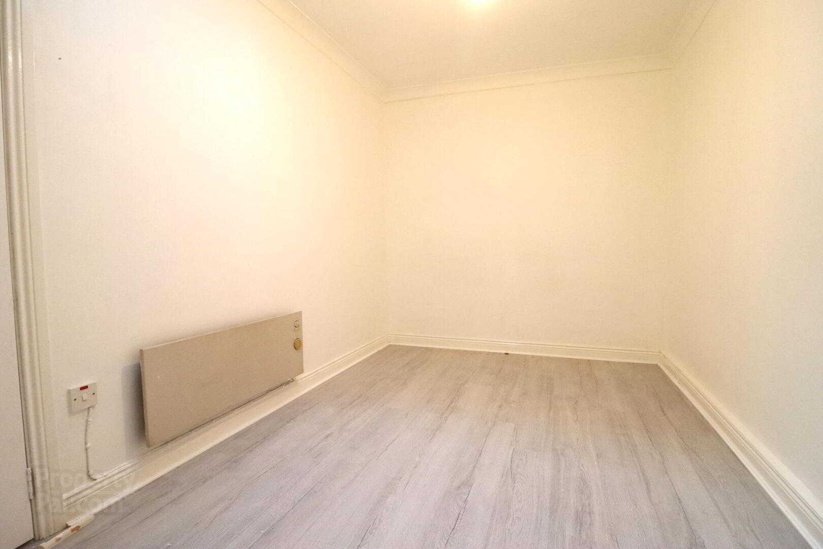 Apt 1, Castlehill Centre 9 of 12