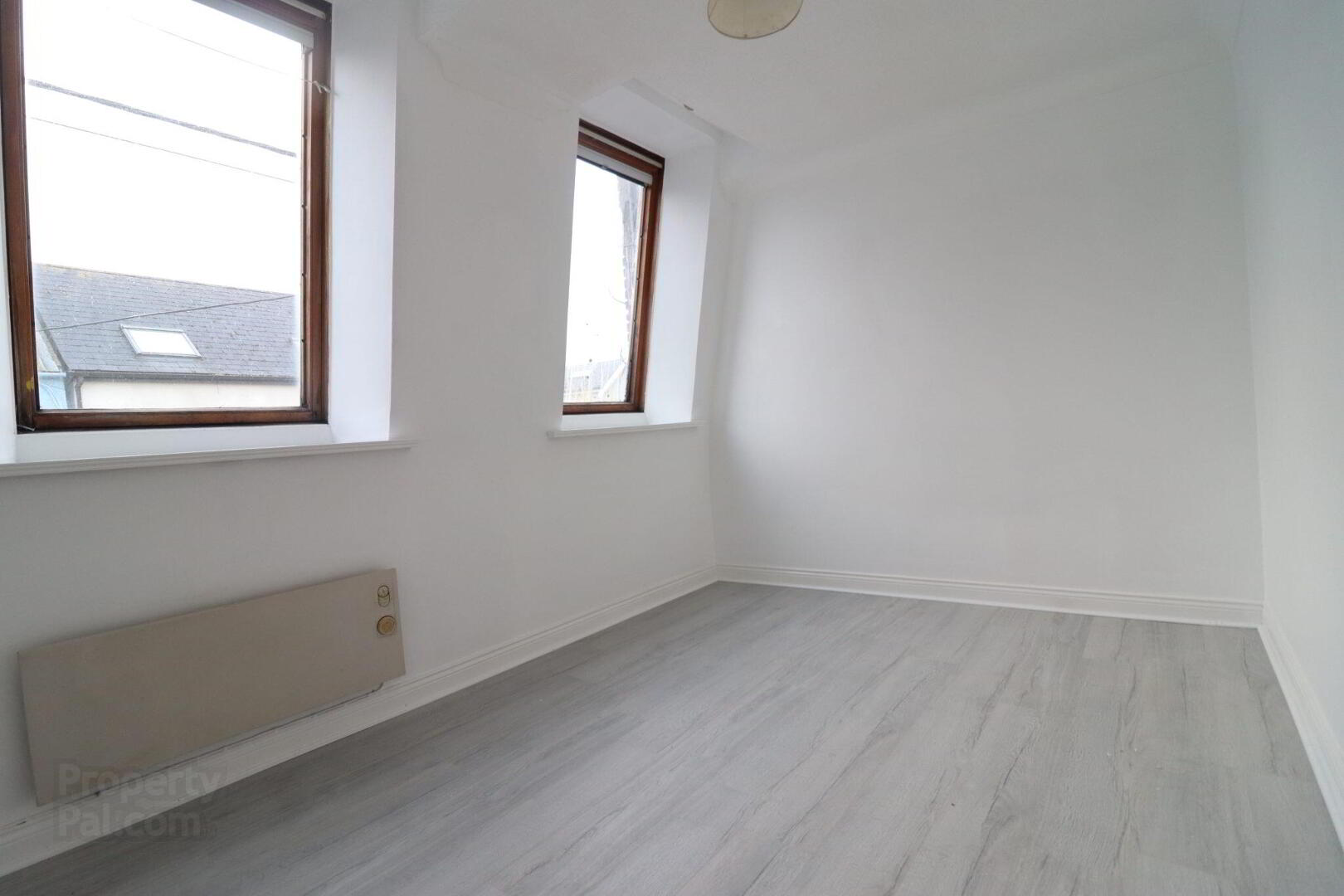 Apt 1, Castlehill Centre 10 of 12