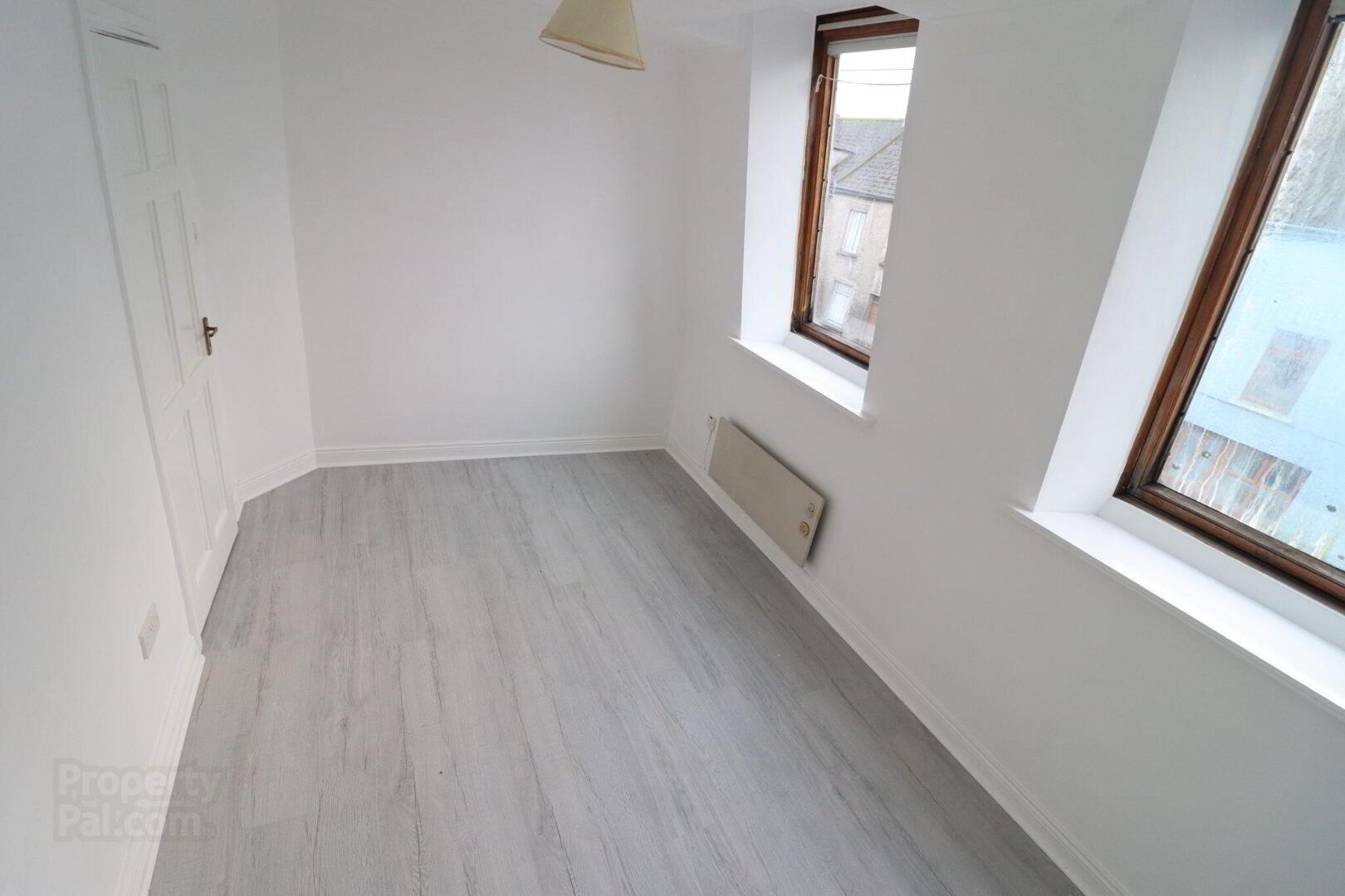 Apt 1, Castlehill Centre 11 of 12