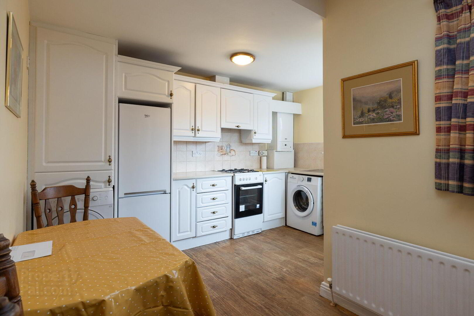 Apt 2, Millbrook 10 of 18