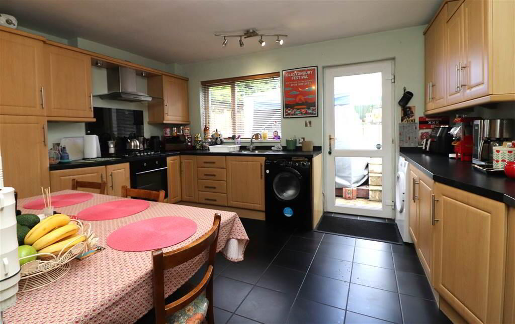 6 Delacherois Avenue 3 of 11