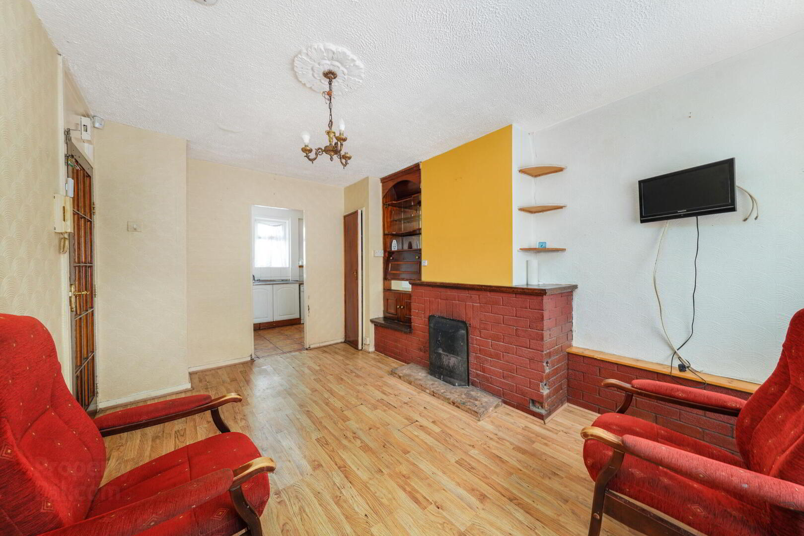 102 Blackditch Road 6 of 27