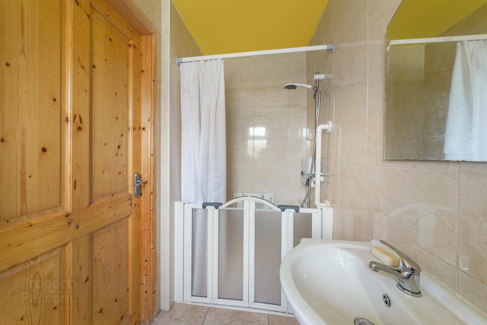 102 Blackditch Road 15 of 27