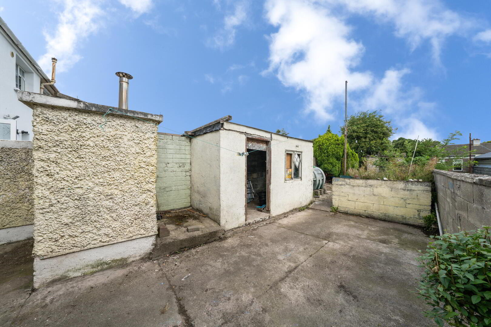 102 Blackditch Road 19 of 27