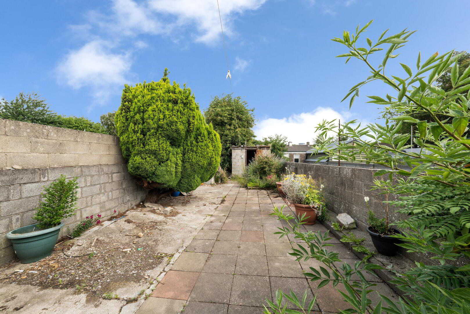 102 Blackditch Road 23 of 27