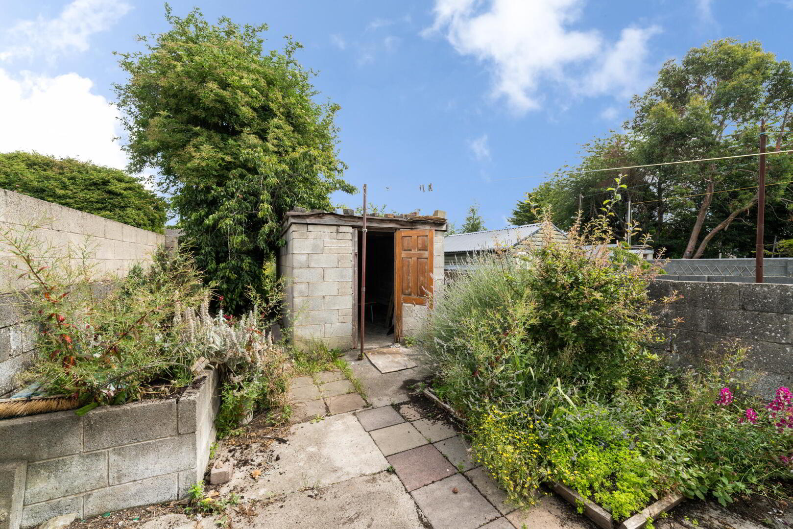 102 Blackditch Road 25 of 27