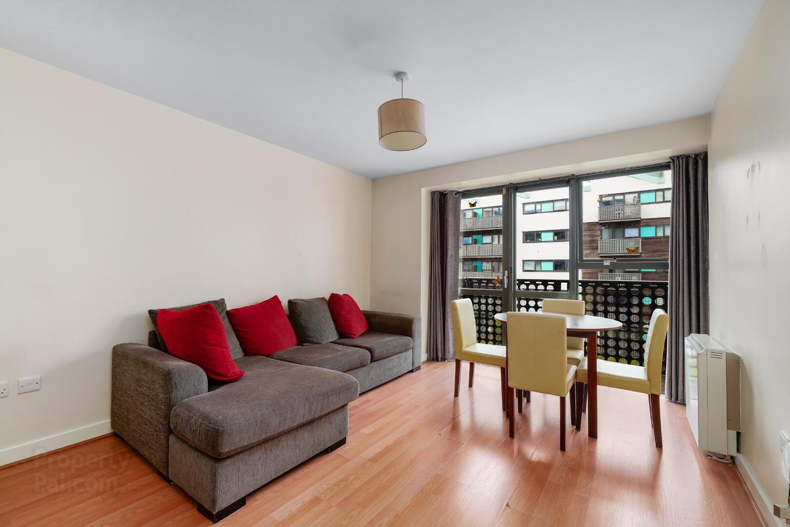 131 New Seskin Court 4 of 16