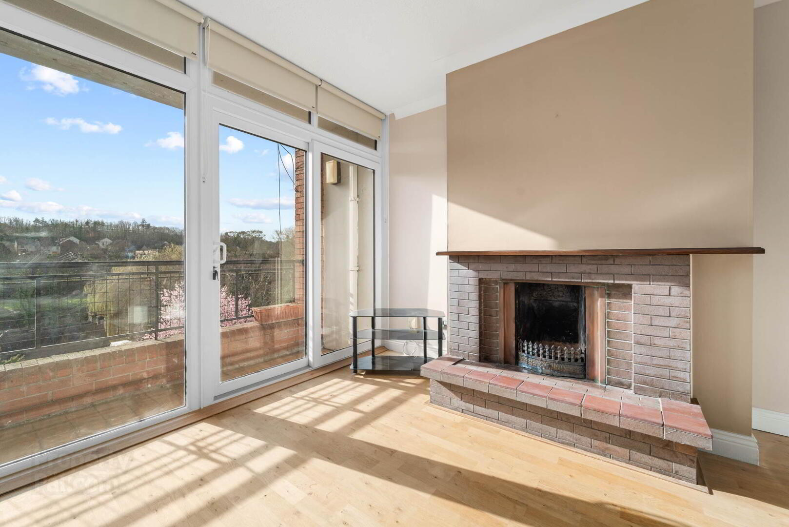 16 Northcliffe 6 of 28