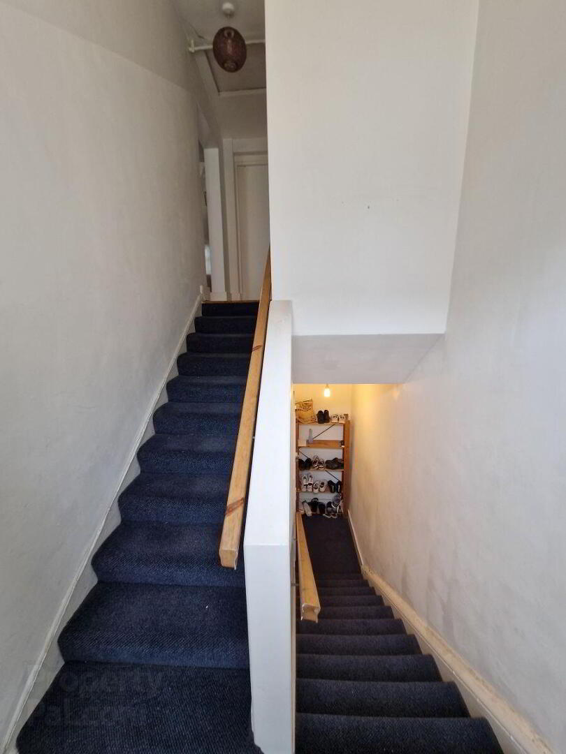 23 Richmond Street South 11 of 24