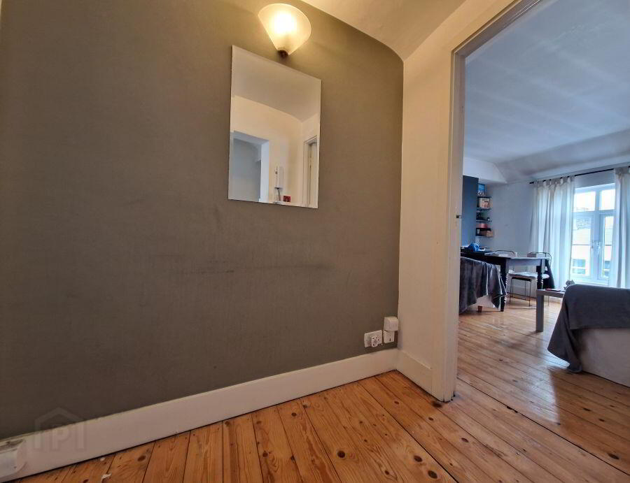 23 Richmond Street South 18 of 24