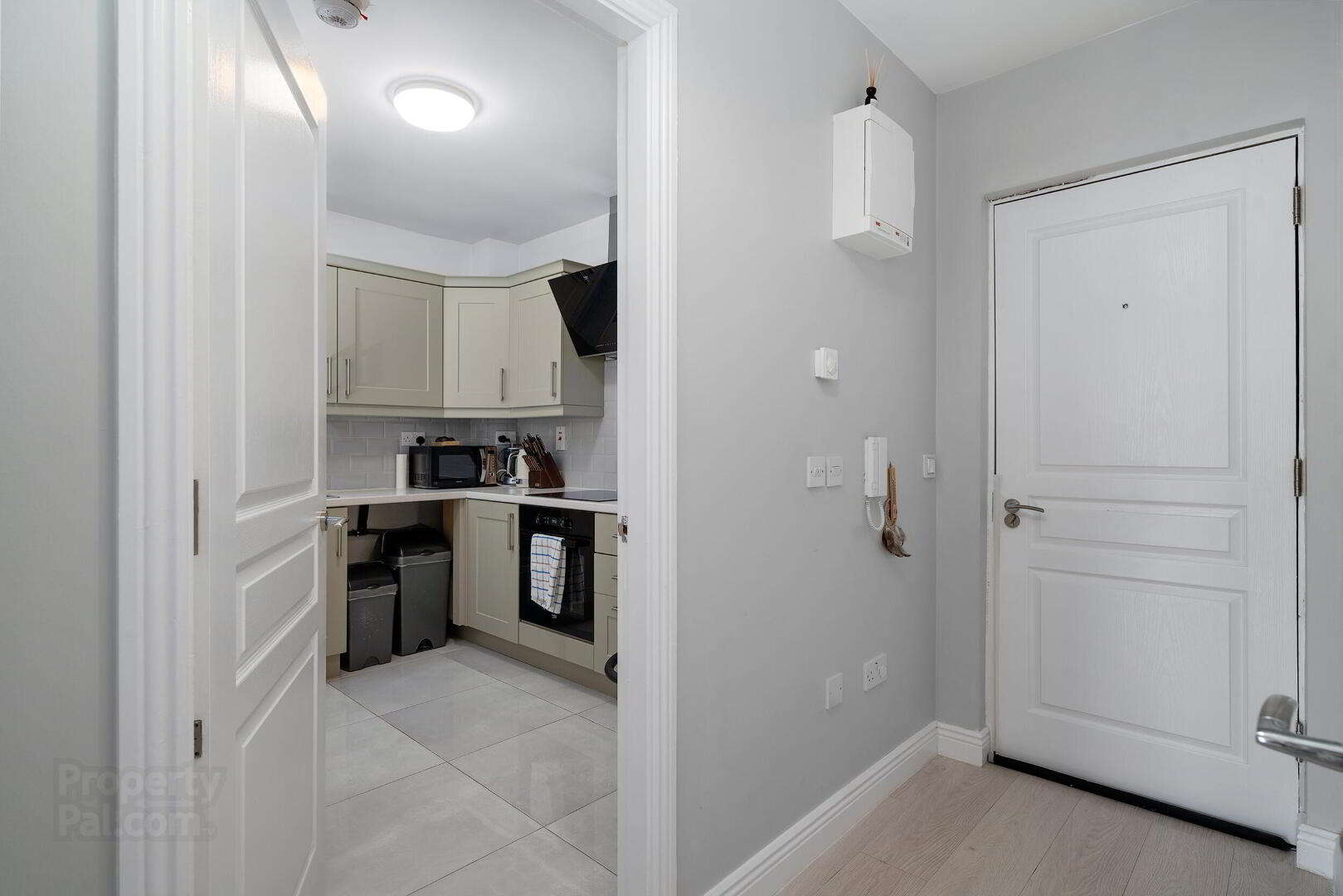 9 Summerseat Way 12 of 25