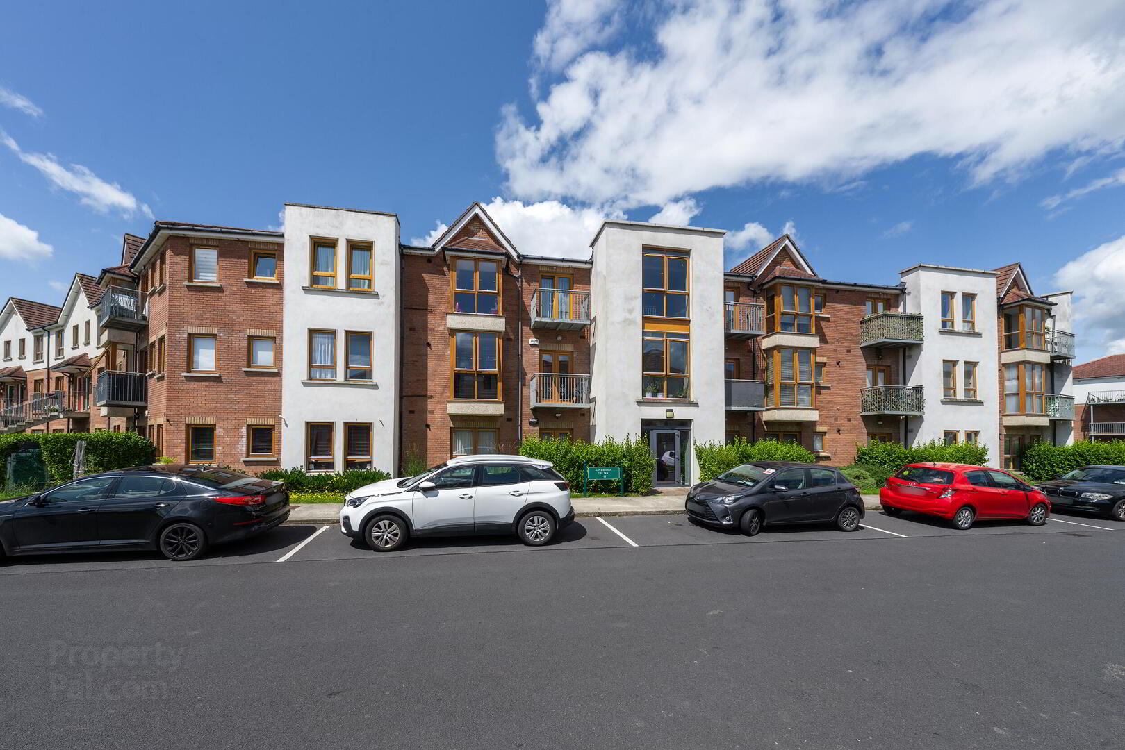 9 Summerseat Way 1 of 25