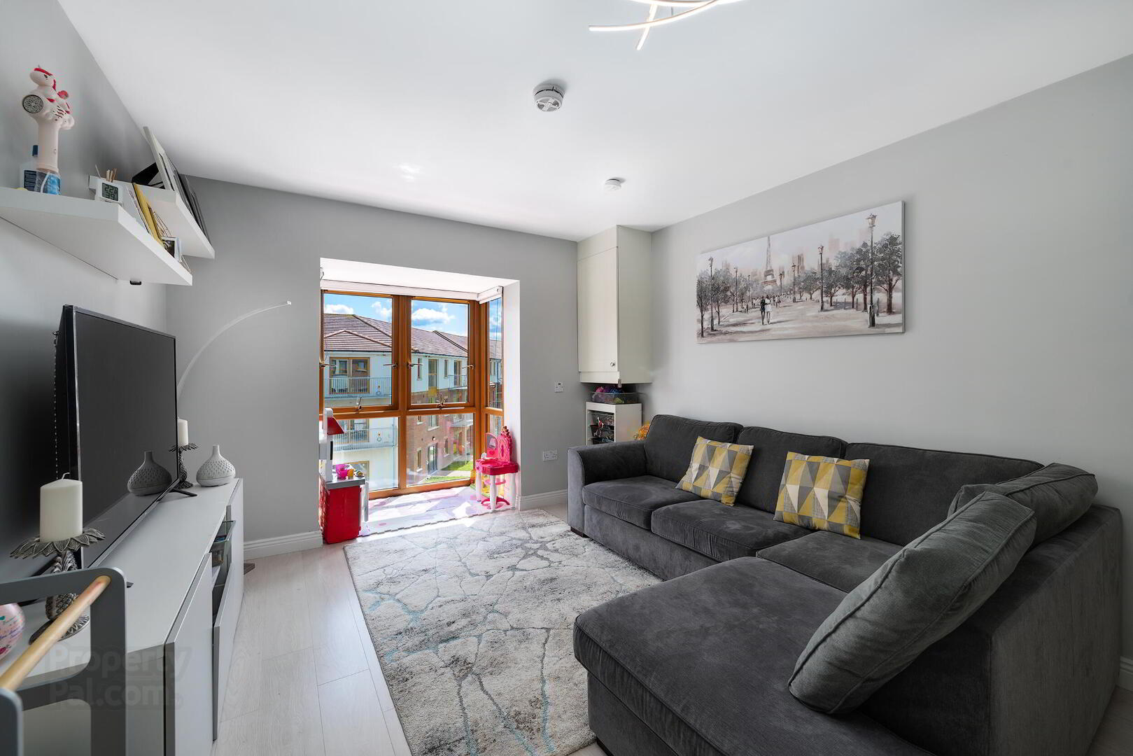 9 Summerseat Way 8 of 25