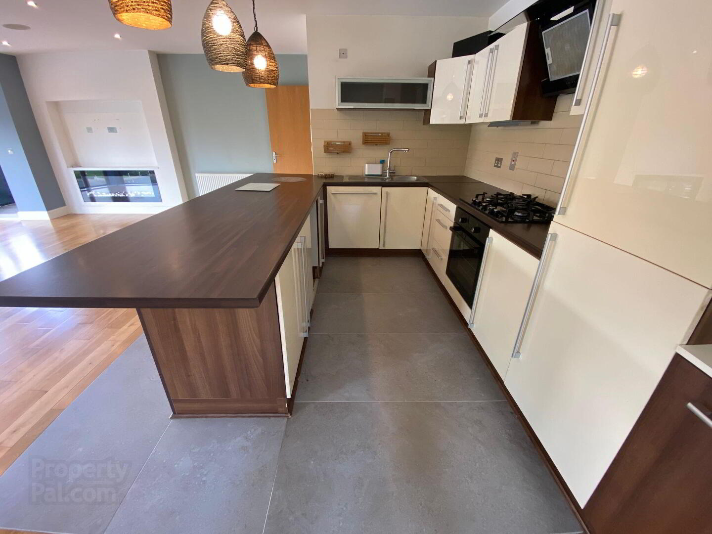property description image