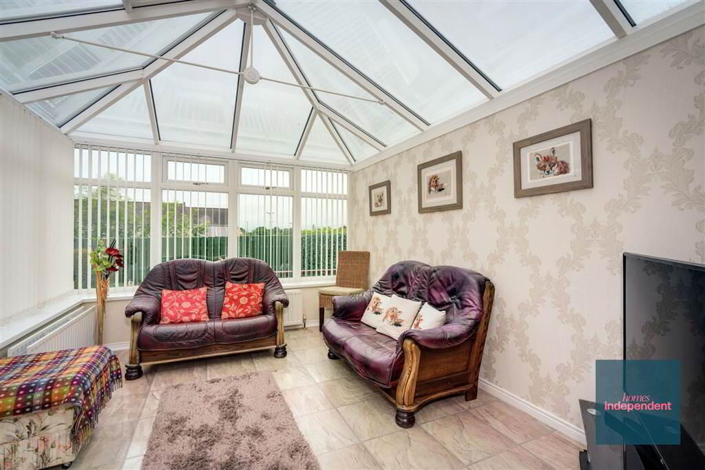 13 Wood Green Avenue 8 of 18