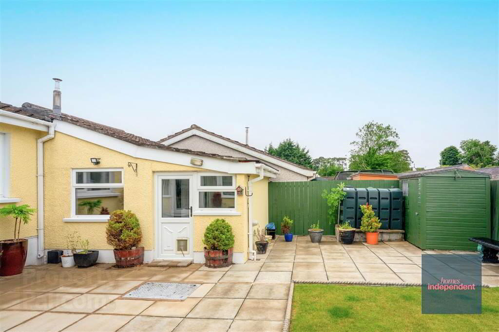 13 Wood Green Avenue 17 of 18