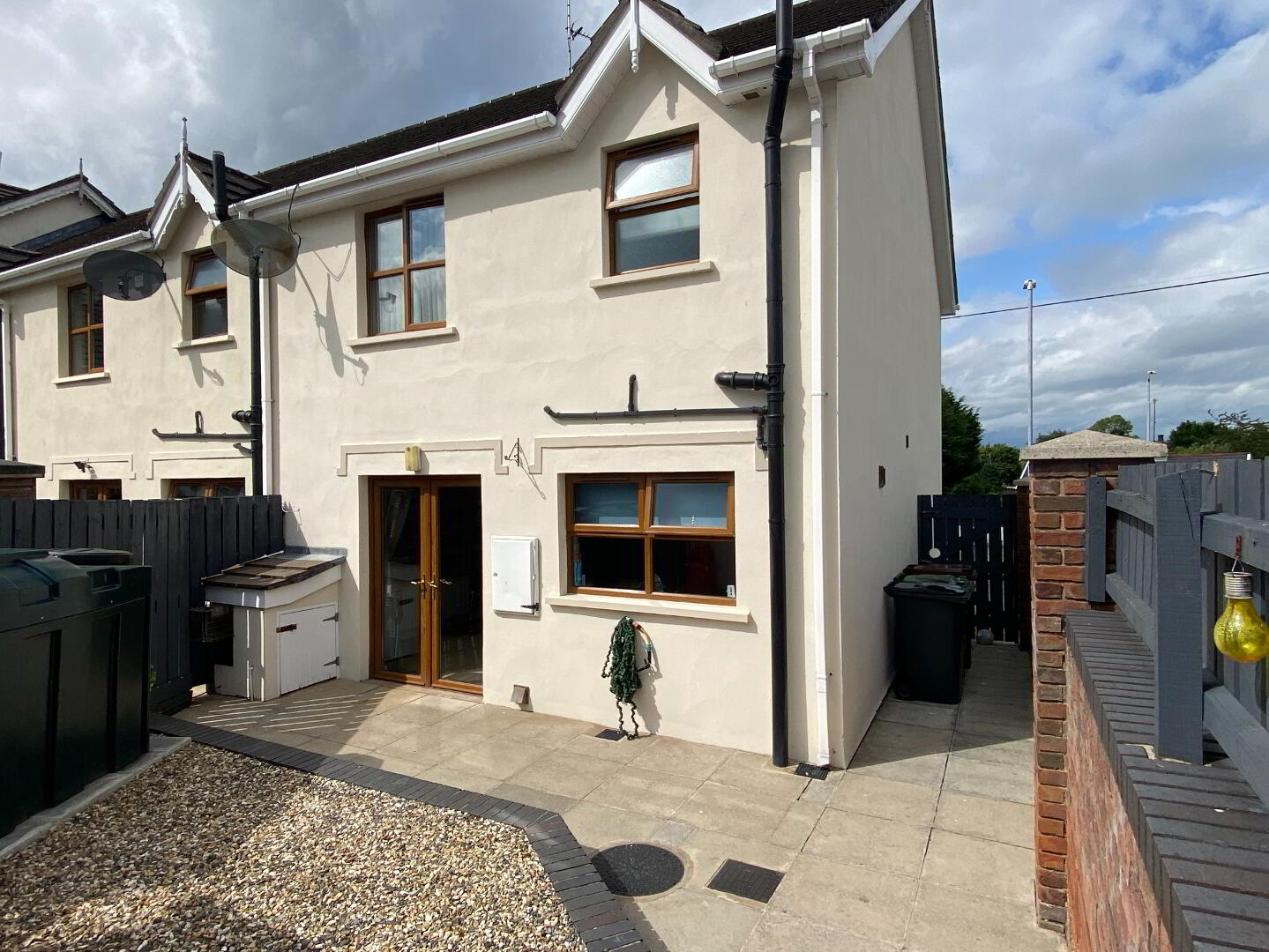 property description image