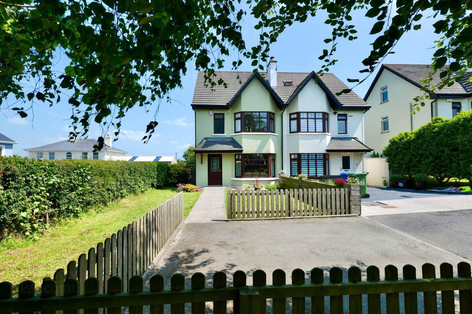 22 Meadowside 7 of 18