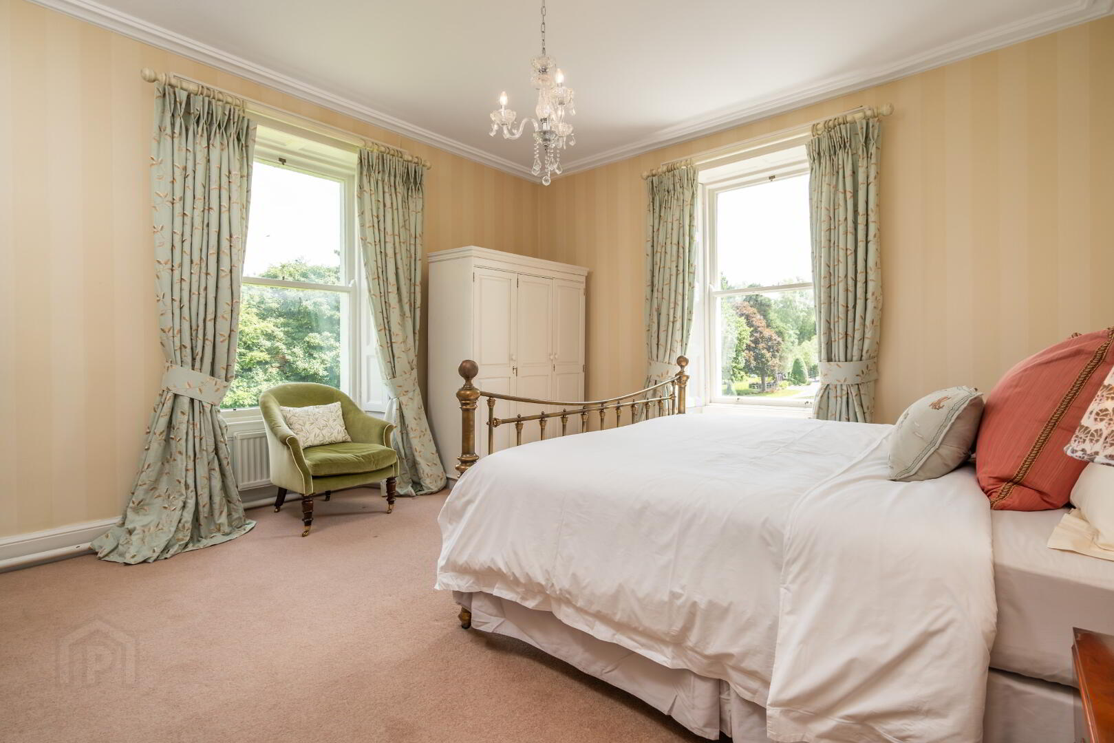 The Grey House, 60 Station Road 15 of 23