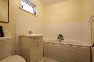 18 Sloanhill Mews 9 of 11