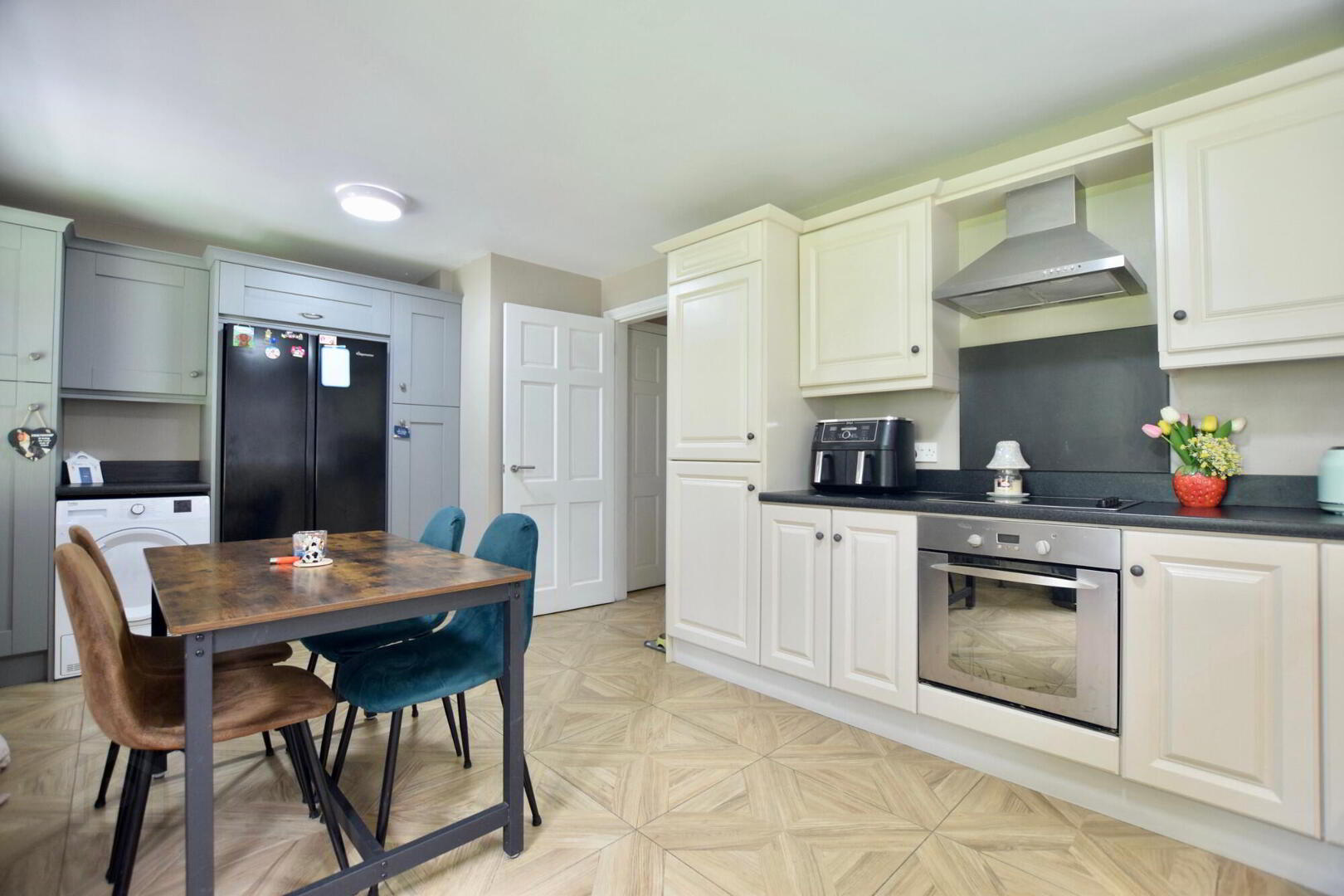 19 Riverbrook Drive 12 of 28