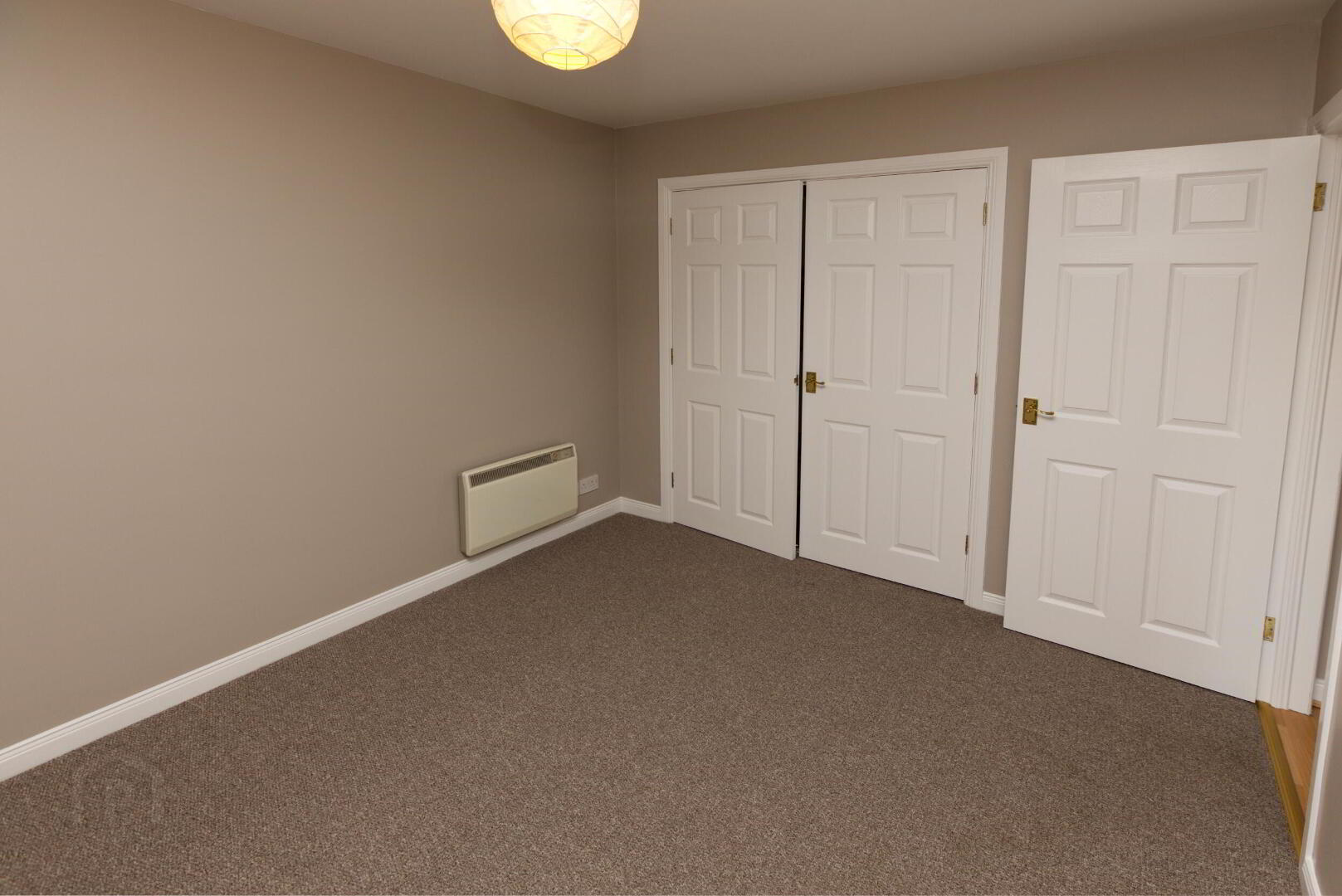 4 Dormans Court 6 of 9