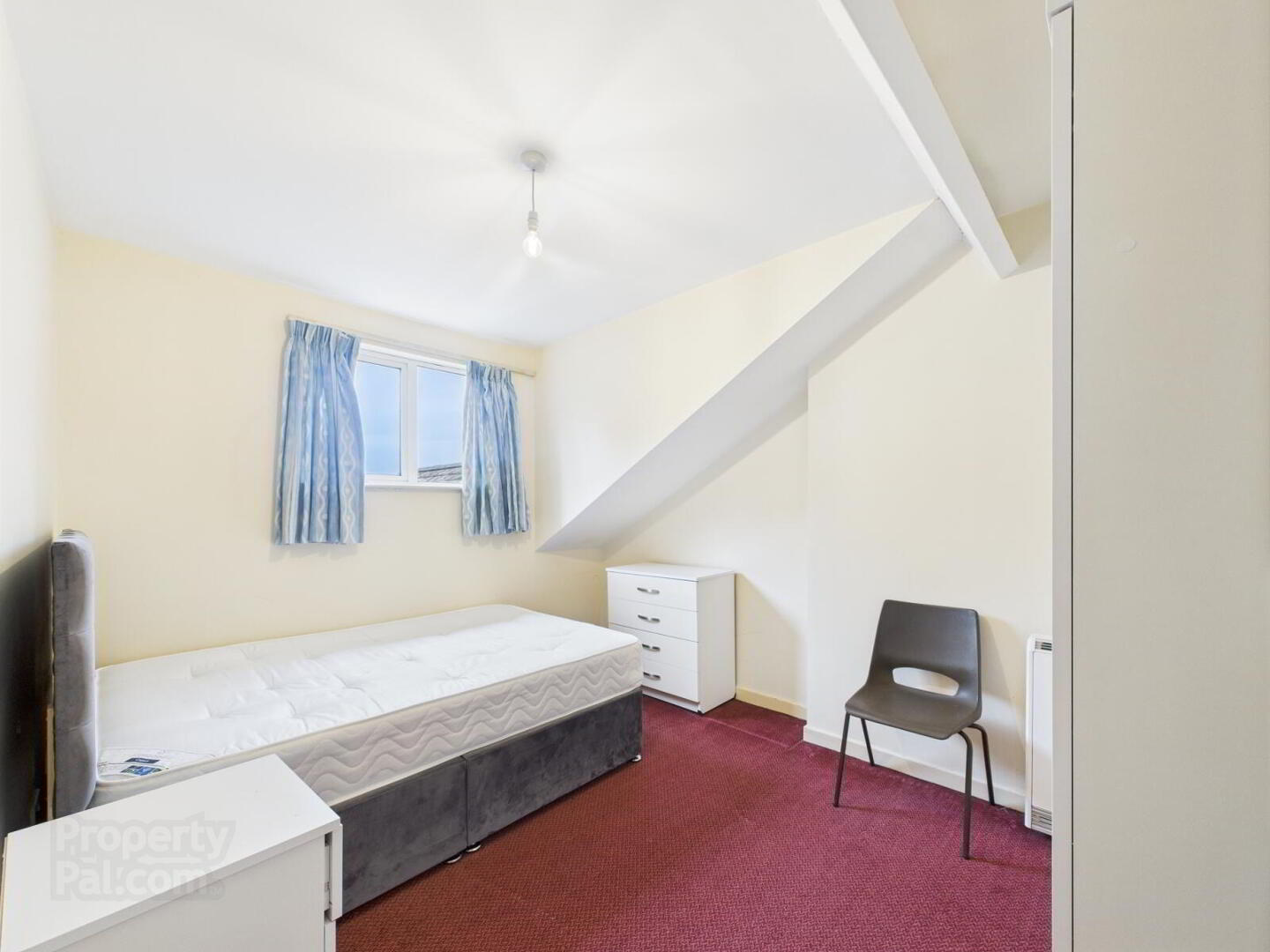 Flat 6, 90 Eglantine Avenue 7 of 10