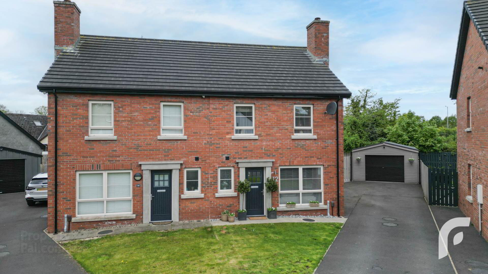 12 Loughshore Manor 3 of 41