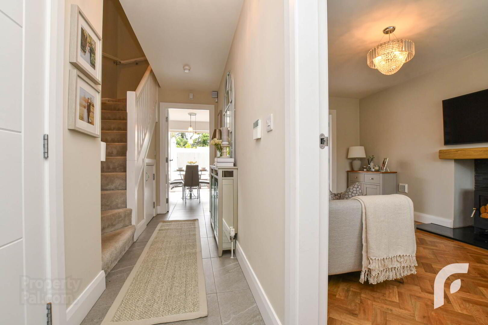 12 Loughshore Manor 6 of 41