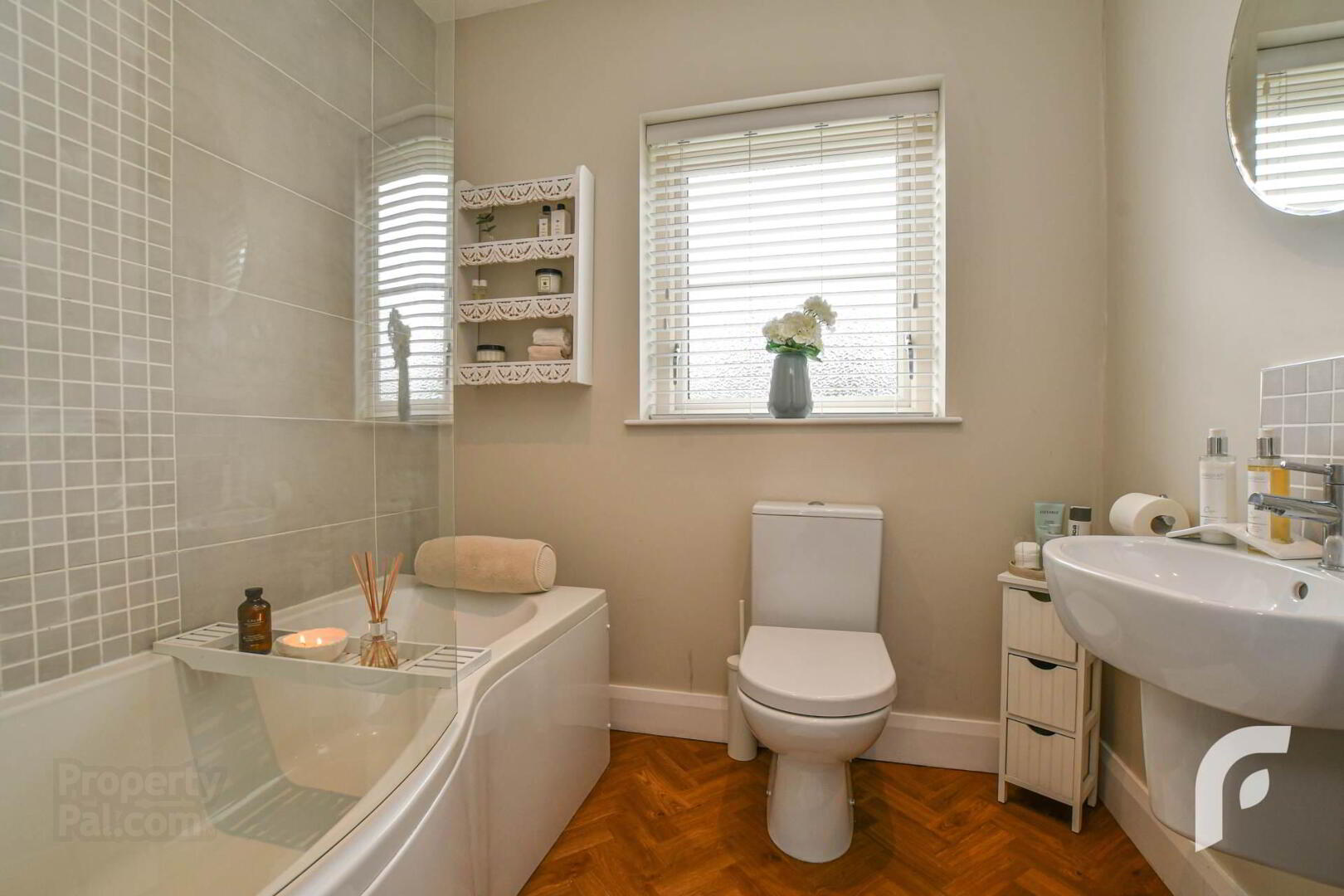 12 Loughshore Manor 33 of 41