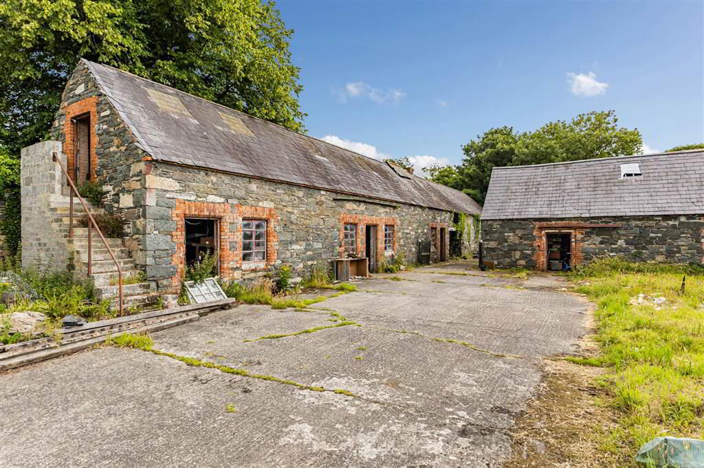 1 Manse Road 6 of 12